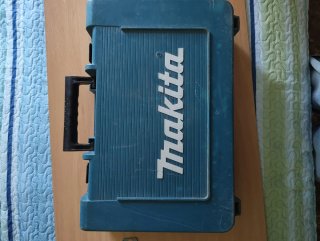 Martillo Percutor Makita HR2470T Para Piezas