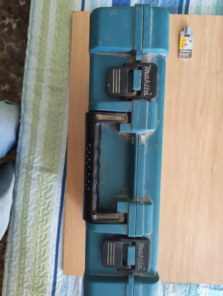Martillo Percutor Makita HR2470T Para Piezas