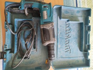 Martillo Percutor Makita HR2470T Para Piezas