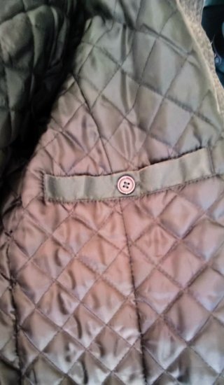 Chaqueta marrón estilo aviador . Systemaction.
