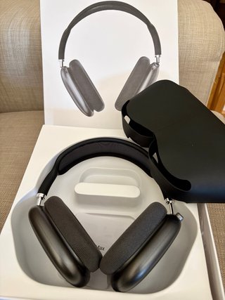 Airpods Max Space Gray