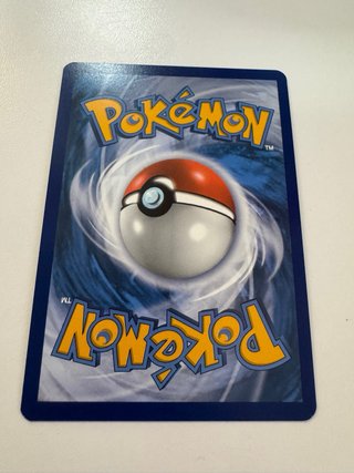 Carta Pokémon Pikachu Básico 65/202
