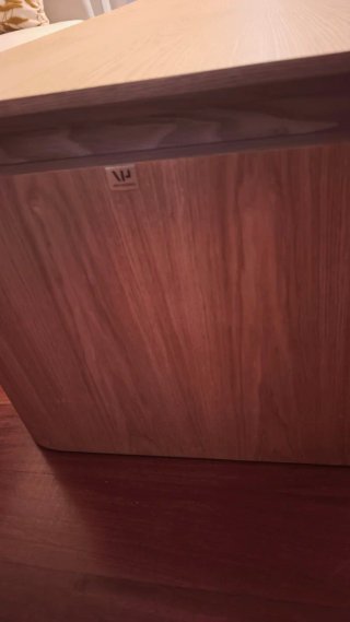 Mesa de centro de madera clara