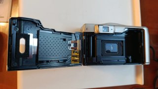 Samsung Fino 60S Cámara Analógica Zoom + Caja