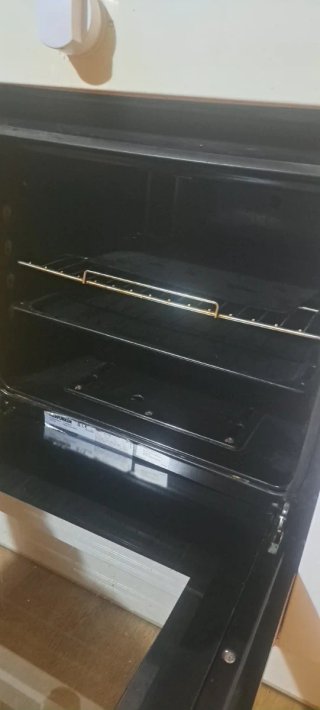Cocina de gas Telefunken con horno