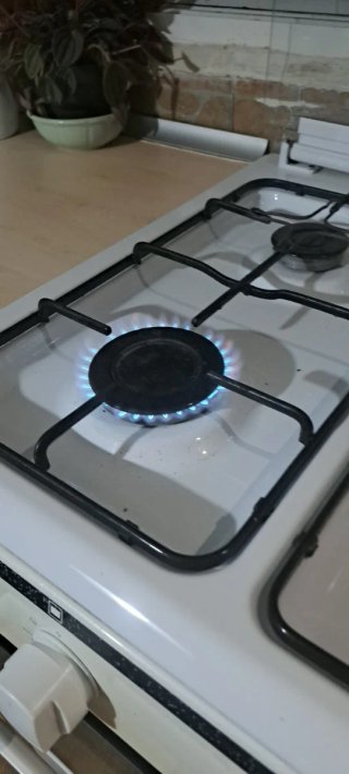 Cocina de gas Telefunken con horno