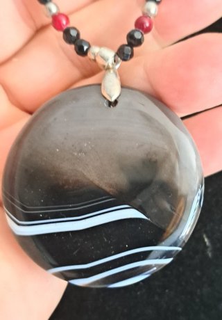 Collana in onice agata ruby con pendente agata