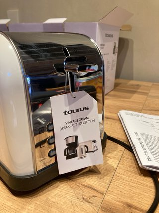 Tostadora Taurus Vintage Cream 1500W