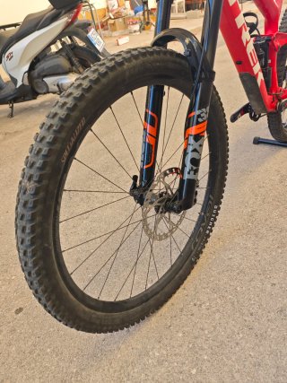 Bicicleta Trek Slash 9.9 RSL Roja
