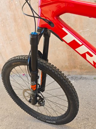 Bicicleta Trek Slash 9.9 RSL Roja