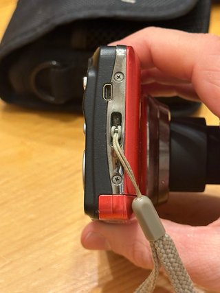 Digicam Fujifilm FinePix JV300 · 14MP · Zoom 3x