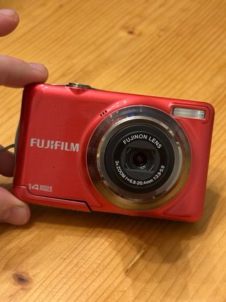 Digicam Fujifilm FinePix JV300 · 14MP · Zoom 3x