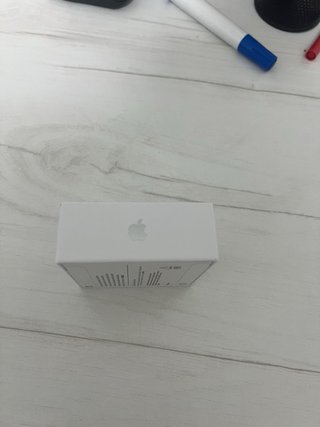 AirPods 4 ACN Apple Blancos