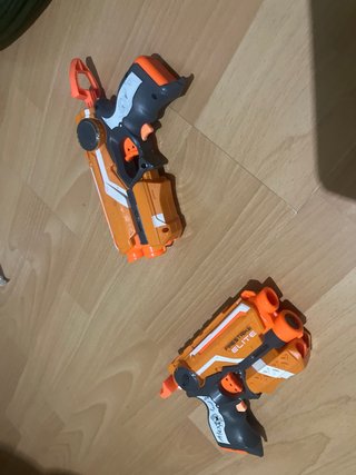 Pistolas Nerf Disruptor y Alex