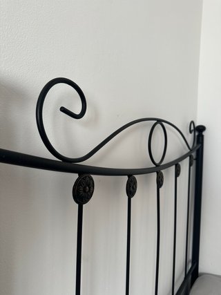 Cabecero de forja negro