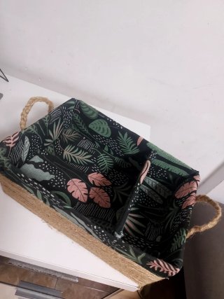 Caja organizadora con diseño floral