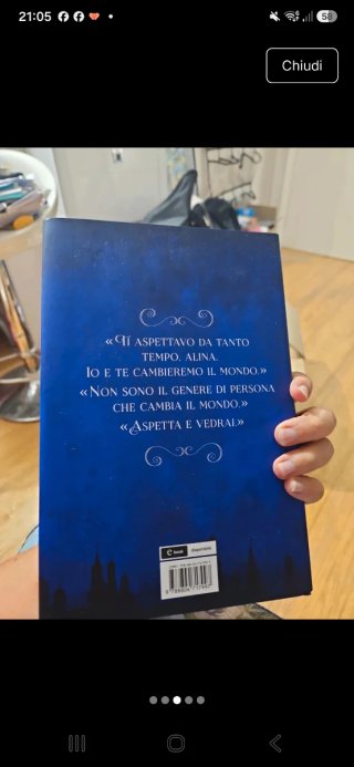 Tenebre e ossa
