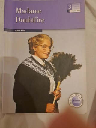 MADAME DOUBTFIRE 3§ESO BAR