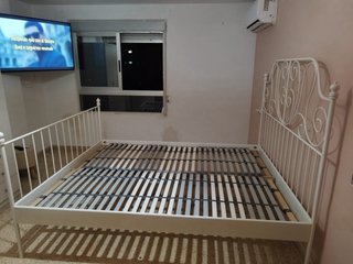 Cama de forja Ikea blanca