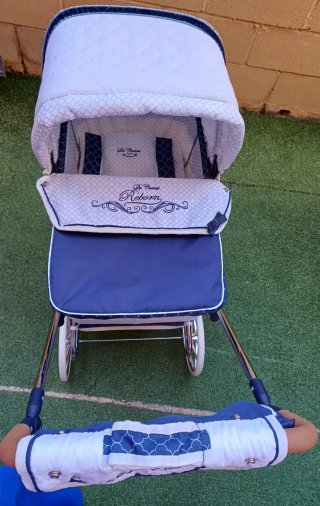 Carrito Muñecas Reborn Azul y Blanco