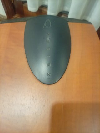 Altavoces KEF Negros y Marrones