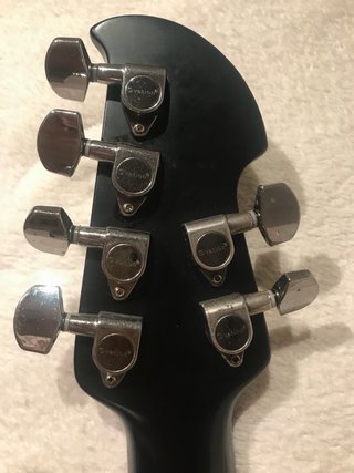 Ovation Tangent Guitarra Preta