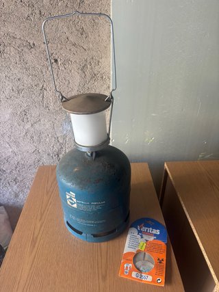 Lámpara Camping Gas Botella Popular