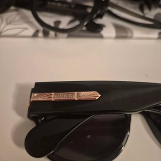 Occhiali da vista Gucci neri e oro