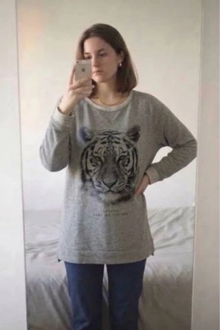 Jersey gris jaspeado estampado tigre