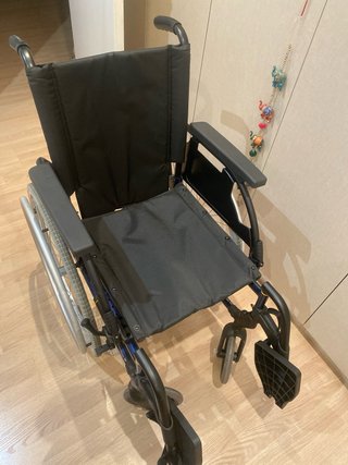 Silla de ruedas plegable