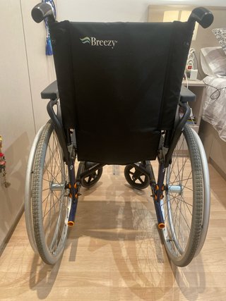 Silla de ruedas plegable