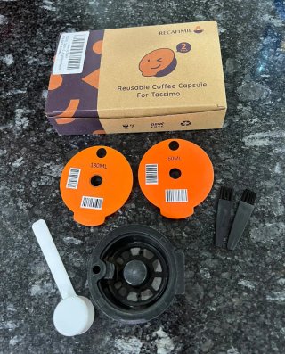 CAFETERA DE CÁPSULAS TASSIMO + CAJÓN PARA CÁPSULAS