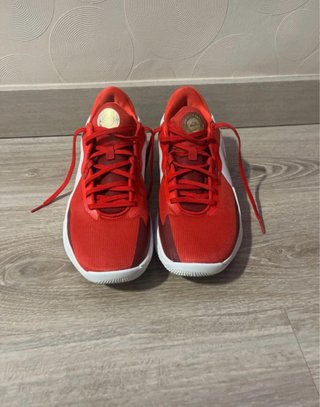 Zapatillas Nike Rojas y Blancas