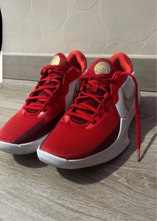 Zapatillas Nike Rojas y Blancas