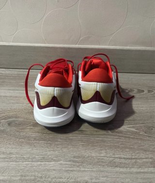 Zapatillas Nike Rojas y Blancas