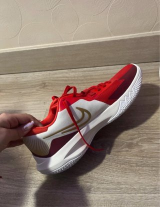 Zapatillas Nike Rojas y Blancas