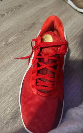 Zapatillas Nike Rojas y Blancas