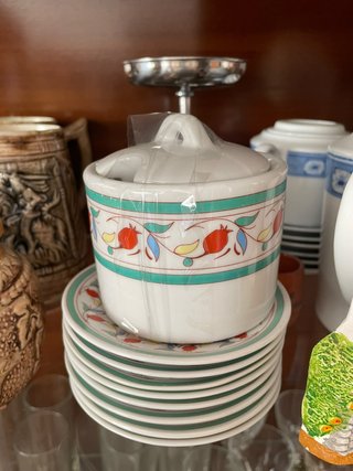 Azucarero porcelana con tapa y platos