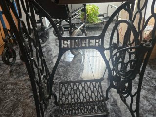 Máquina de coser Singer muy antigua