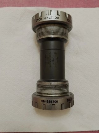 Cazoletas Shimano 105 SM-BB5700 Road