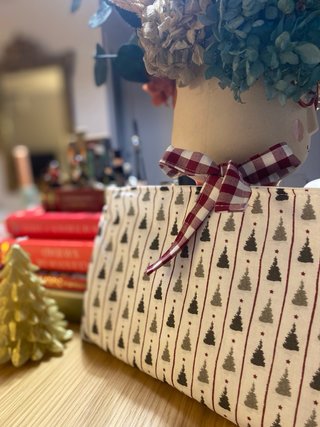 Funda hecha a mano. Motivos navideños