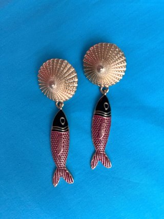 Pendientes sardina