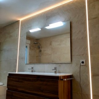 todo en Pladur pintura   alicatado  baño y cosina
