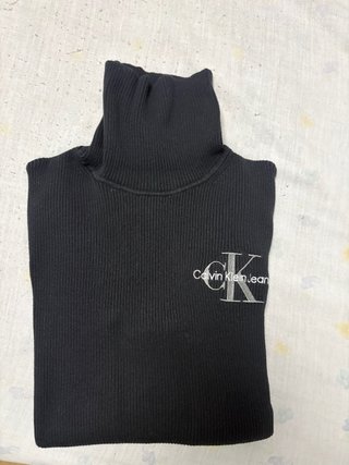 Jersey cuello alto Calvin Klein lana negro