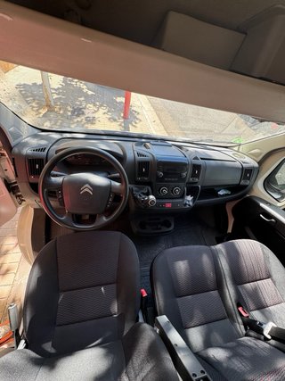Alquiler furgoneta (Citroen Jumper L2H2)
