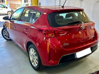 Toyota Auris 2014 1.4 turbo diesel 90cv 6vel