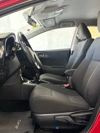 Toyota Auris 2014 1.4 turbo diesel 90cv 6vel