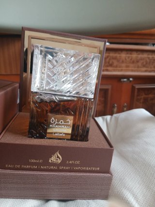 Perfume Khamrah Lattafa Marrón Dorado Original