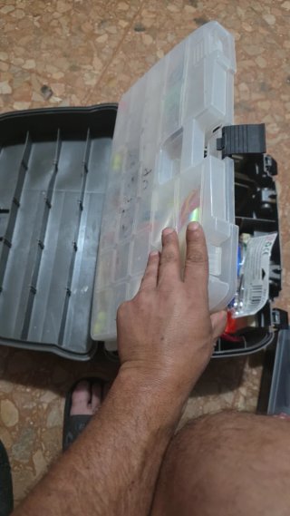 Caja de pesca grande