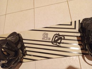 Tabla de Snowboard con Fijaciones
